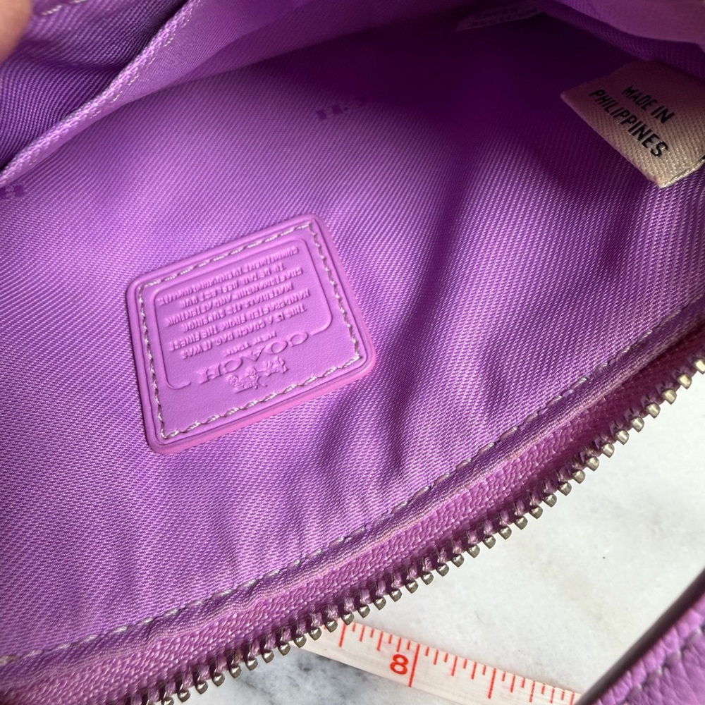 Coach Lavender Purple Lilac Leather Wristlet - Picture 4 of 5